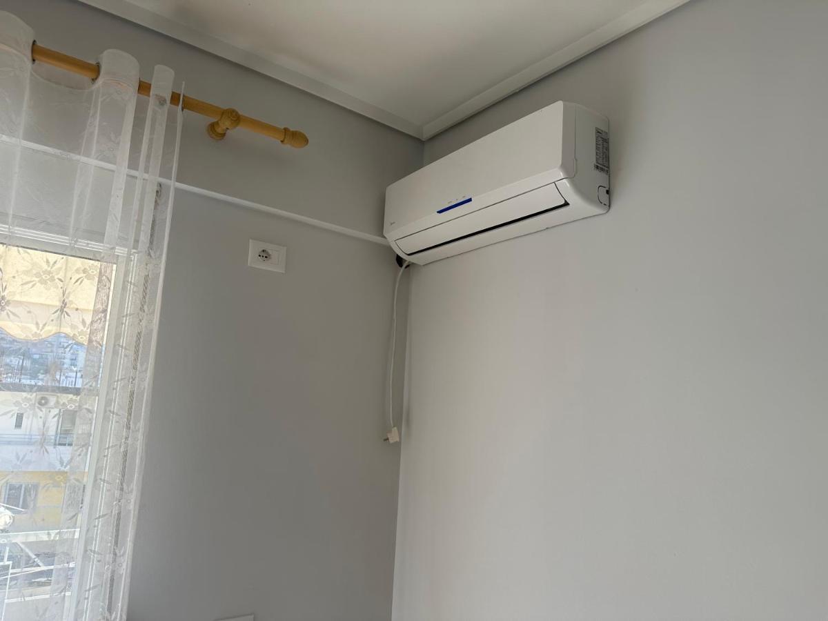 Comfort 1 Apartment Sarande Ngoại thất bức ảnh